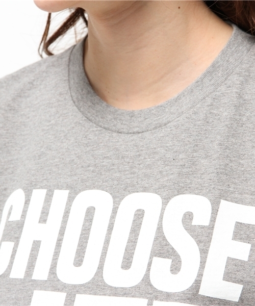 KATHARINE HAMNETT LONDON （キャサリンハムネットロンドン）の「【LAB】 CHOOSE LIFE / チューズライフTシャツ（Tシャツ/カットソー・レディース・ホワイト/グレー・MEDIUM/SMALL/LARGE）」の7枚目の写真