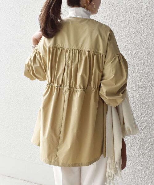 SHIPS（シップス）の「*〈撥水加工/手洗い可能〉SOLOTEXノーカラードロストコート◇（ノーカラーコート・レディース・ネイビー/オリーブ/ナチュラル/ベージュ系・ONE SIZE）」の3枚目の写真