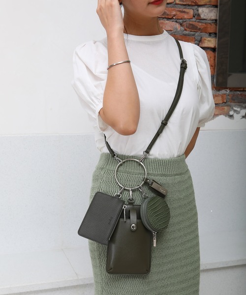 Ungrid（アングリッド）の「【Ungrid/アングリッド】リングマルチケース ショルダーバッグ（ショルダーバッグ・レディース・ブラック/アイボリー/ブラウン/ベージュ/カーキ/ラベンダー/グレー/ライトベージュ/ベージュ系その他/オリーブ/ダークブルー・FREE）」の22枚目の写真