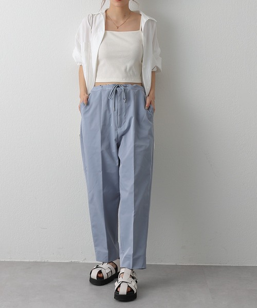 COLONY 2139（コロニートゥーワンスリーナイン）の「カップ付リブクロップドキャミソール（キャミソール・レディース・ブラック/アイボリー/モカ・SMALL/MEDIUM/LARGE）」の17枚目の写真