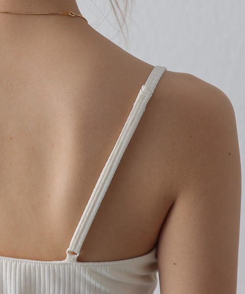 COLONY 2139（コロニートゥーワンスリーナイン）の「カップ付リブクロップドキャミソール（キャミソール・レディース・ブラック/アイボリー/モカ・SMALL/MEDIUM/LARGE）」の22枚目の写真