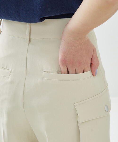 Firsthand（ファーストハンド）の「Firsthand/ファーストハンド 2WAY カーゴパンツ / セットアップ対応（カーゴパンツ・レディース・ブラック/ベージュ・36/34）」の11枚目の写真