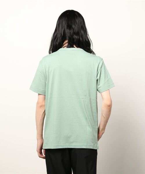 Champion(チャンピオン)の「【Champion/チャンピオン】メンズ ベーシック ショートスリーブTシャツ(Tシャツ/カットソー・メンズ・ホワイト×ブルー/ベージュ系その他3/ブラック/ネイビー/グレー/ホワイト×グレー/ライトグリーン/ピンク系その他・LARGE/MEDIUM/SMALL/X-LARGE)」の15枚目の写真