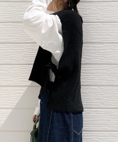 Q(キュー)の「メランジニットベスト(ベスト・レディース・ブラック/キャメル/ライトグレー・MEDIUM)」の13枚目の写真