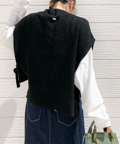 Q(キュー)の「メランジニットベスト(ベスト・レディース・ブラック/キャメル/ライトグレー・MEDIUM)」の14枚目の写真