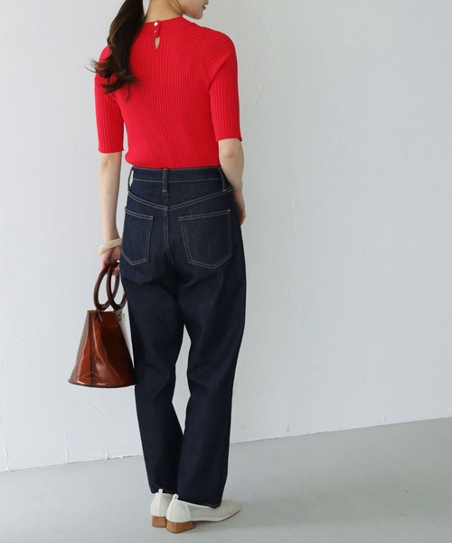 HER CLOSET（ハークローゼット）の「【cheriella】WEB限定ハーフスリーブプチハイネックカラフルリブニット（ニット/セーター・レディース・ブルー/イエロー/レッド/ブラック/ホワイト・M）」の6枚目の写真