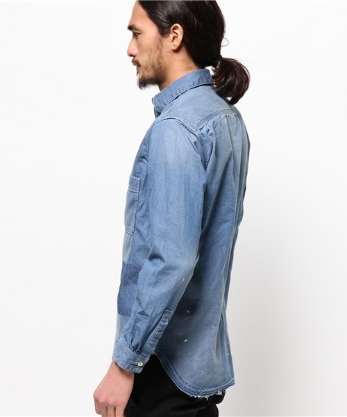 EDIFICE（エディフィス）の「ライトデニム リメイクワークシャツ（シャツ/ブラウス・メンズ・ブルー/スカイブルー・44/46/48）」の4枚目の写真