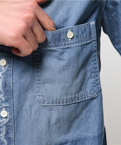 EDIFICE（エディフィス）の「ライトデニム リメイクワークシャツ（シャツ/ブラウス・メンズ・ブルー/スカイブルー・44/46/48）」の10枚目の写真