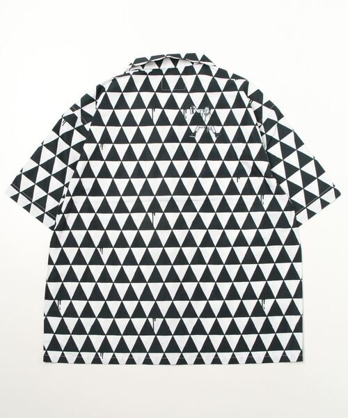 JIMMY'Z（ジミーズ）の「JIMMYZ/ジミーズ 総柄 半袖シャツ JM-MU2202（シャツ/ブラウス・メンズ・マルチ・M/L/XL）」の2枚目の写真