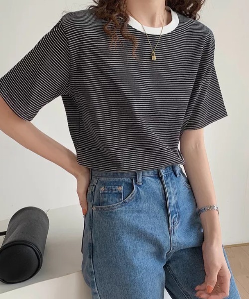 H.Warren（エイチウォーレン）の「ボーダー配色Tシャツ(半袖)（Tシャツ/カットソー・レディース・ホワイト/ブラック/ベージュ/イエロー・FREE）」の2枚目の写真