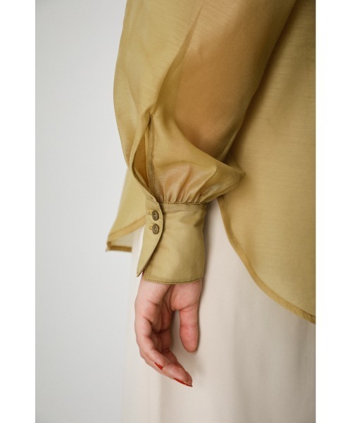 AZUL by moussy（アズールバイマウジー）の「FORM SLEEVE SHEER SH/フォルムスリーブシアーシャツ（シャツ/ブラウス・レディース・アイボリー/ライトカーキ/ダークブルー・FREE）」の20枚目の写真