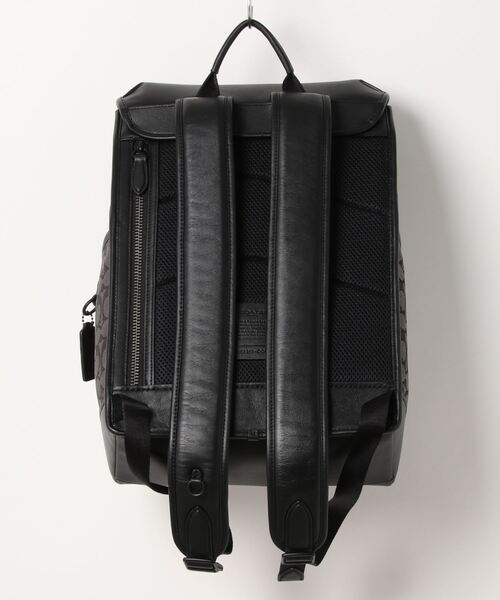 くろ様COACH コーチリュックシグネチャーフラップ