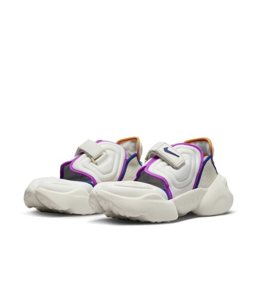 NIKE(ナイキ)の「ナイキ アクア リフト ウィメンズシューズ / Nike Aqua Rift Women's Shoes(スニーカー・レディース・ホワイト・23/23.5/24/24.5/25/25.5/26/22.5)」の2枚目の写真