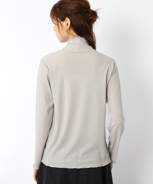 DRESKIP（ドレスキップ）の「◆レイヤードスタイルに シアーチェック ハイネックトップス（Tシャツ/カットソー・レディース・オフホワイト/ライトグレー/ブラック・03/02）」の6枚目の写真