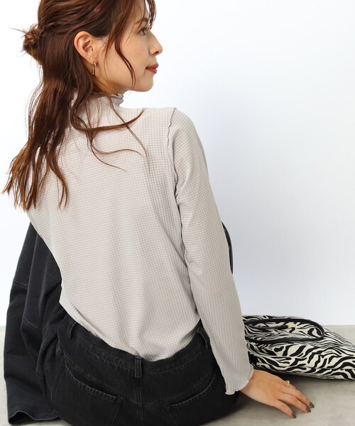 DRESKIP（ドレスキップ）の「◆レイヤードスタイルに シアーチェック ハイネックトップス（Tシャツ/カットソー・レディース・オフホワイト/ライトグレー/ブラック・03/02）」の20枚目の写真