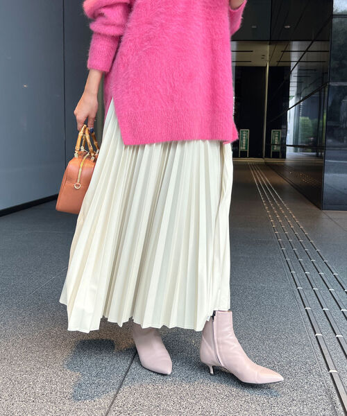 NOLLEY’S(ノーリーズ)の「◇【WEB限定】エアリーレザープリーツスカート(スカート・レディース・ブラック/オフホワイト/イエロー・38/36)」の4枚目の写真