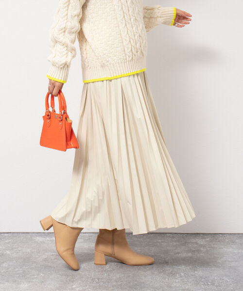 NOLLEY’S(ノーリーズ)の「◇【WEB限定】エアリーレザープリーツスカート(スカート・レディース・ブラック/オフホワイト/イエロー・38/36)」の22枚目の写真