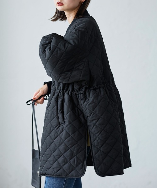 LIAN（リアン）の「ドロスト付きキルティングMA-1コート（ブルゾン・レディース・ブラック/カーキ/アイボリー・FREE）」の4枚目の写真