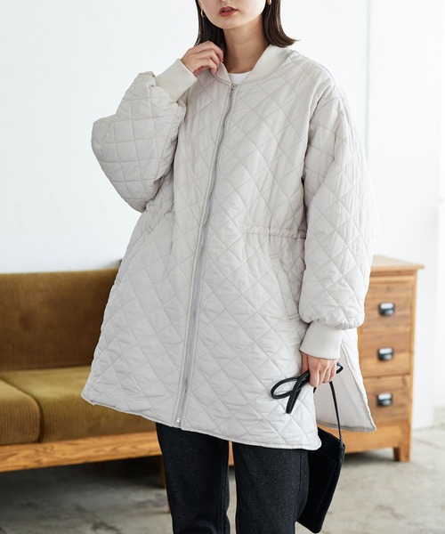 LIAN（リアン）の「ドロスト付きキルティングMA-1コート（ブルゾン・レディース・ブラック/カーキ/アイボリー・FREE）」の5枚目の写真