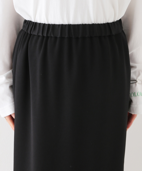 FRAMeWORK（フレームワーク）の「ラウンドヘムサテンスカート（スカート・レディース・ホワイト/ブラック・38/36）」の12枚目の写真