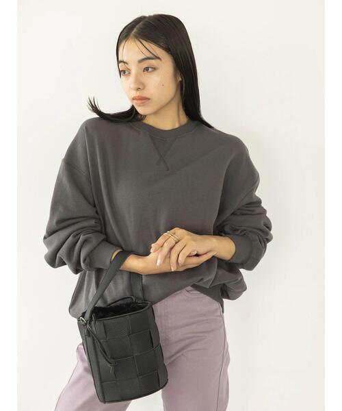 koe(コエ)の「ヴィンテージライクジェンダーレス裏起毛トレーナー(スウェット・レディース・ブルー/カーキ/アイボリー/チャコールグレー・L/S/M)」の6枚目の写真