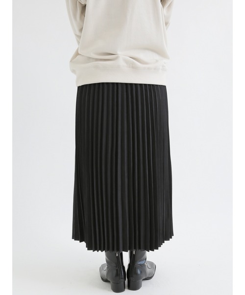 Lugnoncure（ルノンキュール）の「スエードプリーツスカート（スカート・レディース・グレー/ブラウン/ブラック・ﾌﾘ-）」の11枚目の写真