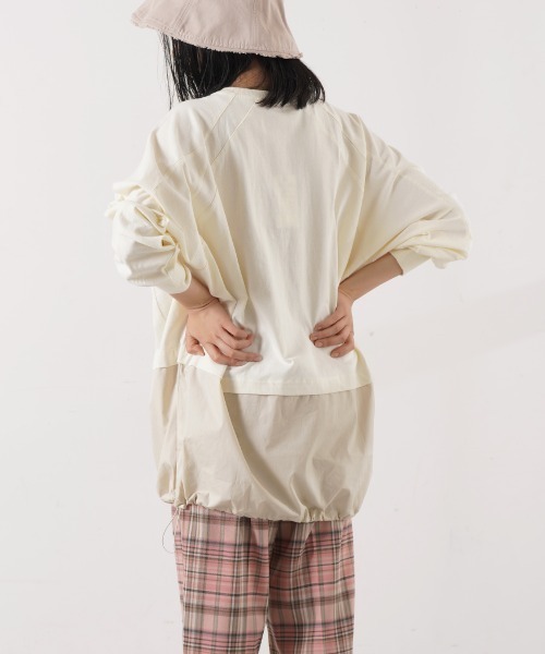 LUPILIEN（ルピリアン）の「ピーチ起毛裾ラウンドドッキングトップス（Tシャツ/カットソー・レディース・チャコールグレー/ピンク/オフホワイト・FREE）」の13枚目の写真