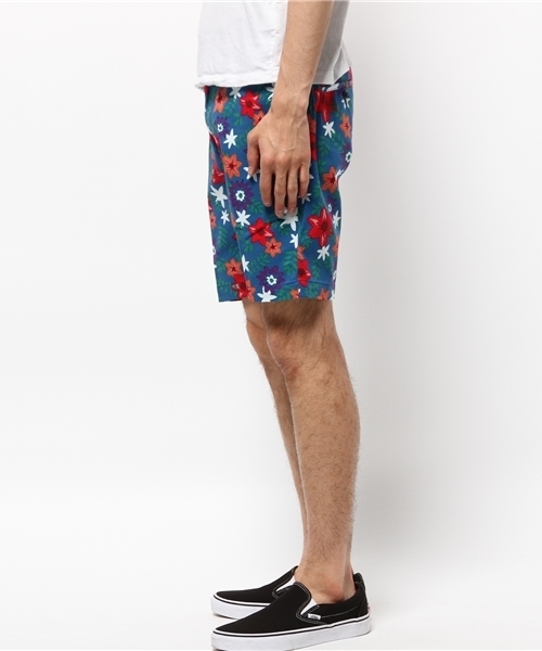 Dickies（ディッキーズ）の「花柄サテンショートパンツ（その他パンツ