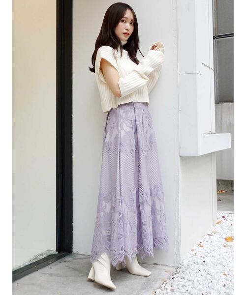 MERCURYDUO（マーキュリーデュオ）の「アームウォーマー付きポンチョニット（ニット/セーター・レディース・チャコールグレー/オフホワイト/ベージュ・FREE）」の6枚目の写真