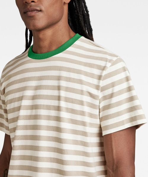 G-STAR（ジースター）の「ESSENTIAL STRIPE LOOSE T-SHIRT/ストライプT（Tシャツ/カットソー・メンズ・ストライプ・SMALL/MEDIUM/LARGE/X-LARGE/X-SMALL）」の4枚目の写真