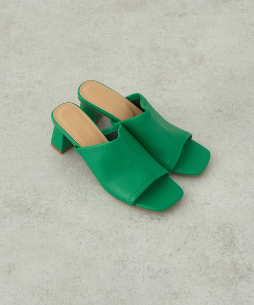 ORiental TRaffic(オリエンタルトラフィック)の「ORientalTRafficストレッチミュールサンダル(サンダル・レディース・ホワイト/ブラック/グリーン/ブルー・M/S/L)」の3枚目の写真