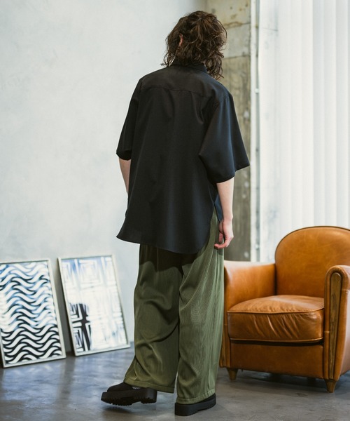 CASPER JOHN(キャスパージョン)の「Pleats slacks/プリーツスラックス(スラックス・メンズ・ライトグレー/ブラウン/カーキ/ブラック・SMALL/MEDIUM/LARGE)」の9枚目の写真
