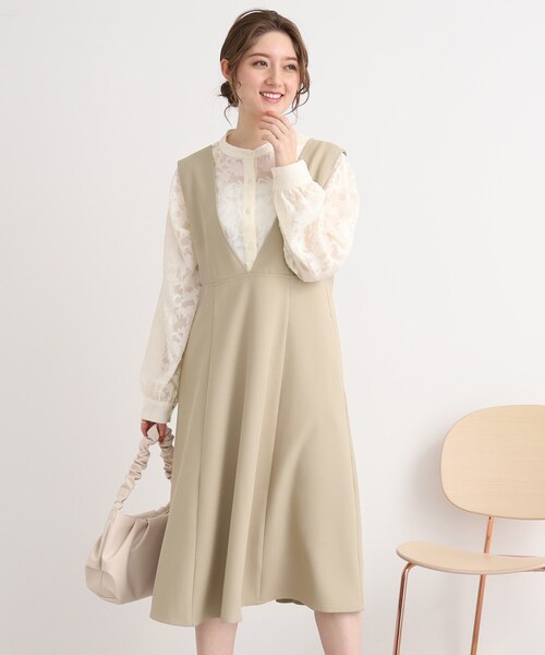 Cutie Blonde（キューティーブロンド）の「◆一枚で主役級！深Vネックジャンスカ（スカート・レディース・ブラック/ベージュ・00）」の5枚目の写真