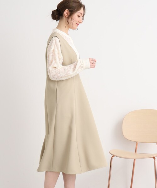 Cutie Blonde（キューティーブロンド）の「◆一枚で主役級！深Vネックジャンスカ（スカート・レディース・ブラック/ベージュ・00）」の4枚目の写真