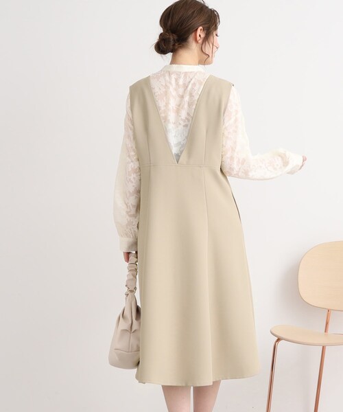 Cutie Blonde（キューティーブロンド）の「◆一枚で主役級！深Vネックジャンスカ（スカート・レディース・ブラック/ベージュ・00）」の22枚目の写真