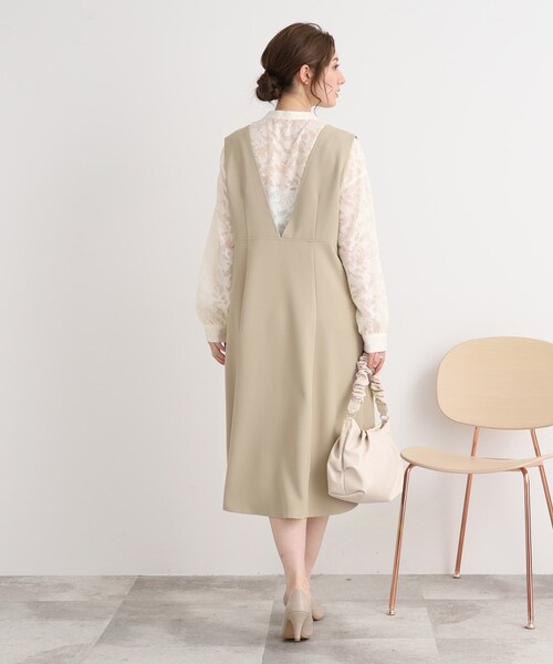 Cutie Blonde（キューティーブロンド）の「◆一枚で主役級！深Vネックジャンスカ（スカート・レディース・ブラック/ベージュ・00）」の12枚目の写真