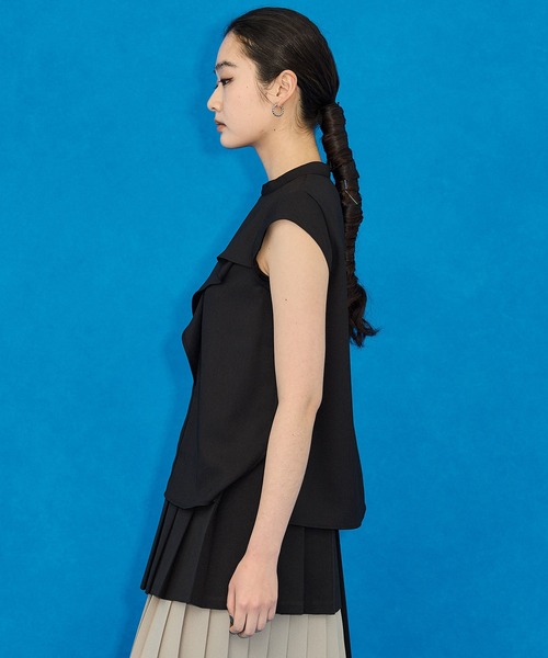 UNITED TOKYO(ユナイテッドトウキョウ)の「スキッパーリネンライクブラウス-セットアップ可/ウォッシャブル/UVカット/接触冷感/速乾性-(シャツ/ブラウス・レディース・ベージュ/ブラック/カーキ/ライトブルー/ネイビー・FREE)」の7枚目の写真