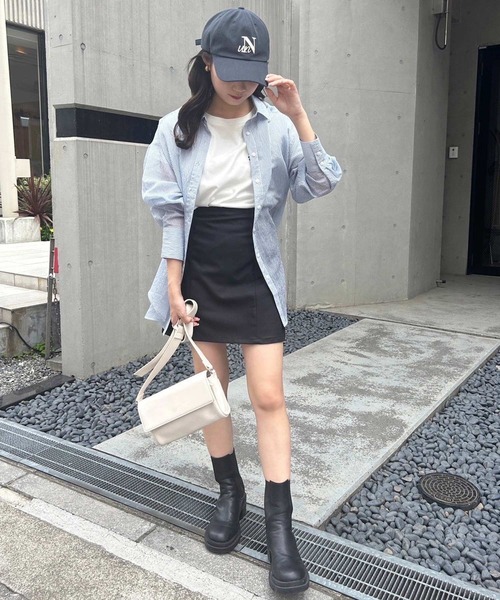 one after another NICE CLAUP(ワンアフターアナザーナイスクラップ)の「バックドロストシアーシャツ(シャツ/ブラウス・レディース・アイボリー/モカ/サックスブルー/ラベンダー・FREE)」の11枚目の写真