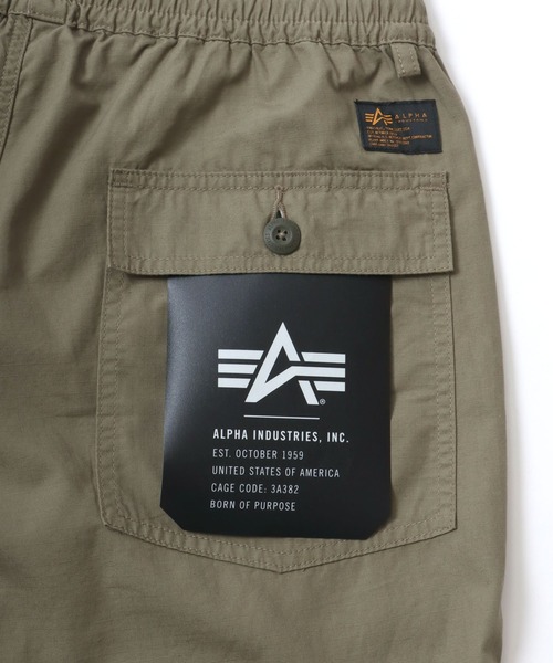 Alpha Industries(アルファインダストリーズ)の「ALPHA INDUSTRIES/アルファインダストリーズ EASY BAKER PANTS/ワイドテーパード イージーベーカーパンツ/ワークパンツ(チノパンツ・メンズ・ダークグレー/アイボリー/オリーブ/ブラック・M/L/XL)」の8枚目の写真