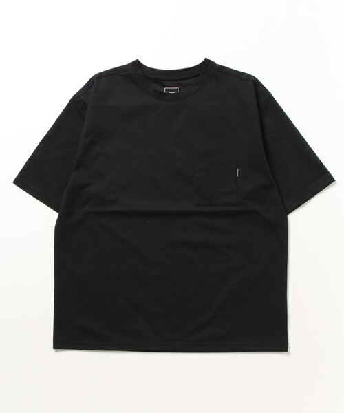THE NORTH FACE(ザノースフェイス)の「ザ ノース フェイス THE NORTH FACE S/S Airy Pocket Tee_ショートスリーブエアリーポケットティー(Tシャツ/カットソー・メンズ・ホワイト/グリーン/ブラック・L/S/LL/M)」の1枚目の写真