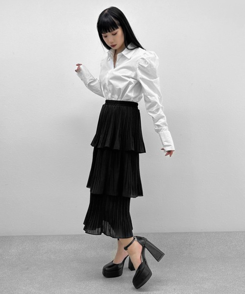 LVEU.(ラブユ.)の「【ZOZOTOWN限定】Puff shoulder long cuffs shirt / パフショルダーロングカフスシャツ(シャツ/ブラウス・レディース・ブラック/ホワイト・FREE)」の18枚目の写真