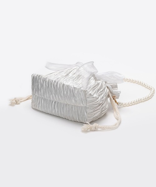 SVEC（シュベック）の「フェイクパール 巾着ミニバッグ / リボン ショルダーストラップ（ショルダーバッグ・レディース・ホワイト/ブラック・FREE）」の21枚目の写真