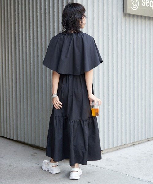 COLONY 2139（コロニートゥーワンスリーナイン）の「T/Cブロードケープ付ティアードワンピース（ワンピース・レディース・ブラック/ホワイト・FREE）」の5枚目の写真