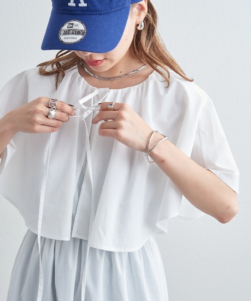 COLONY 2139（コロニートゥーワンスリーナイン）の「T/Cブロードケープ付ティアードワンピース（ワンピース・レディース・ブラック/ホワイト・FREE）」の15枚目の写真