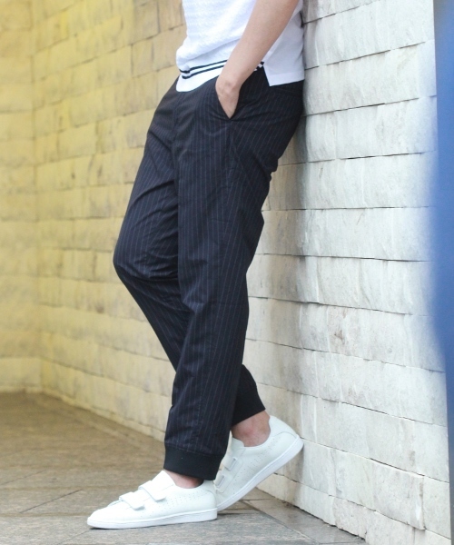 EDIFICE（エディフィス）の「◇ピンストライプ イージーリブスラックス（その他パンツ・メンズ・チャコールグレー/グレー/ネイビー・42/44/46/48）」の22枚目の写真