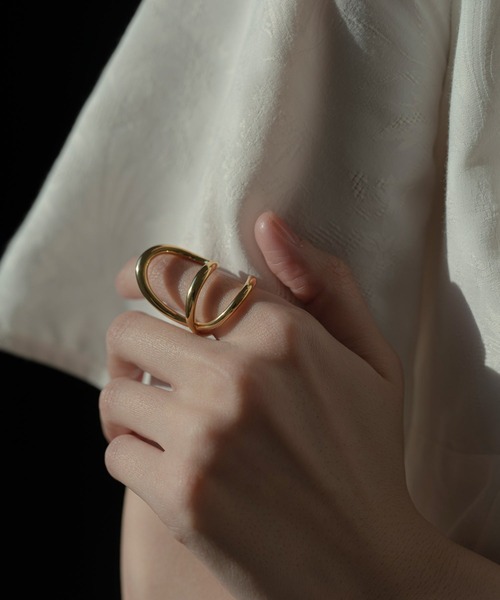 novice(ノーヴィス)の「【novice】Nuance Line Ring(リング・レディース・シルバー/ゴールド・FREE)」の9枚目の写真
