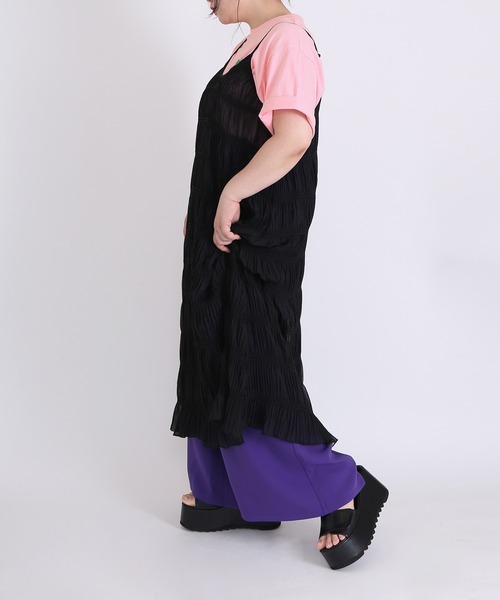 PUNYUS（プニュズ）の「シアーティアードキャミワンピース（ワンピース・レディース・ブラック/ホワイト・3/4/2/1）」の9枚目の写真