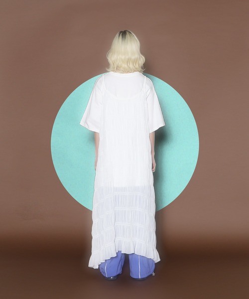 PUNYUS（プニュズ）の「シアーティアードキャミワンピース（ワンピース・レディース・ブラック/ホワイト・3/4/2/1）」の20枚目の写真