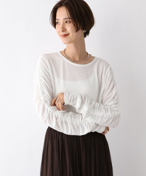 LEPSIM(レプシィム)の「袖シャーリングプルオーバー 908519(Tシャツ/カットソー・レディース・オフホワイト/ブラック・FREE)」の5枚目の写真