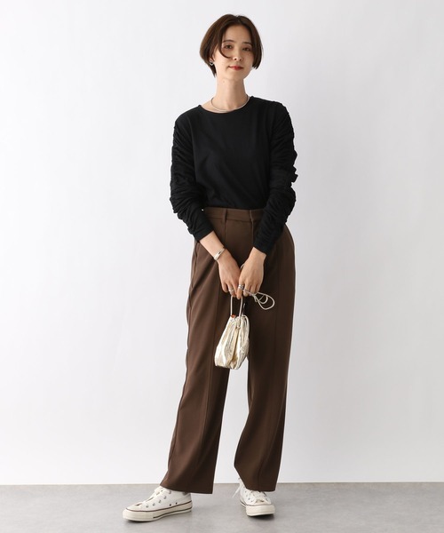 LEPSIM(レプシィム)の「袖シャーリングプルオーバー 908519(Tシャツ/カットソー・レディース・オフホワイト/ブラック・FREE)」の6枚目の写真